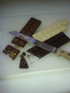 Foto 8: melk/hazelnoot- , witte- en pure chocolade